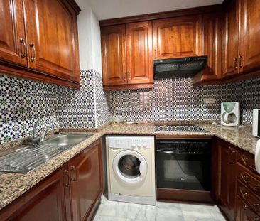 Apartment in Torrevieja, Playa de los Locos, for rent - Photo 1