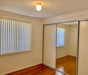 Nice, Spacious & Comfort Home - Photo 6
