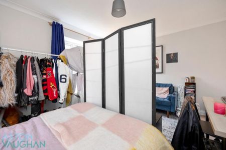 3 bedroom apartment to rent - Photo 3