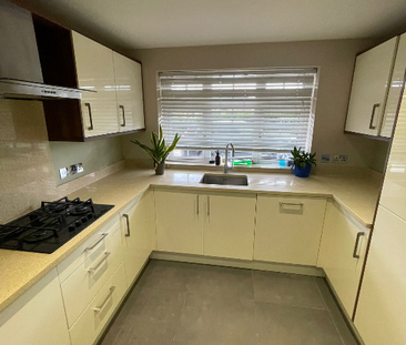 3 bedroom detached house to rent - Photo 6