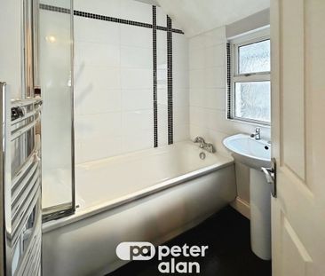 Violet Place, Whitchurch, Cardiff - Photo 3