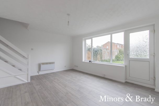 Cowslip Crescent, Lowestoft, NR33 - Photo 1