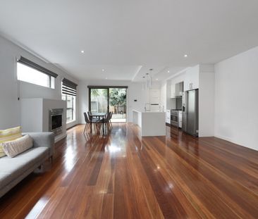 42B Daley St, Bentleigh VIC 3204 - Townhouse For Rent | Domain - Photo 6