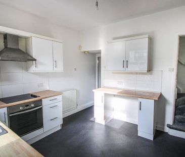 2 bedroom terraced house to rent - Photo 5