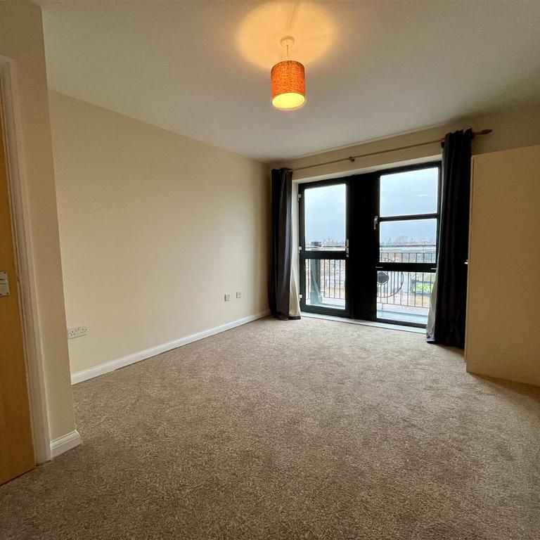 2 bedroom apartment to rent - Photo 1