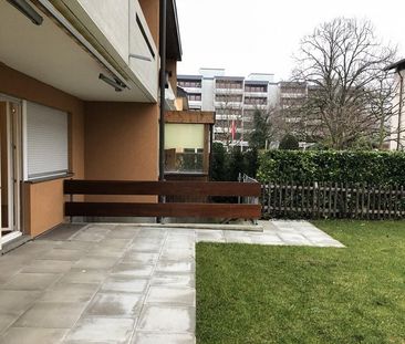 Attraktives renoviertes Doppeleinfamilienhaus - Photo 2