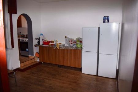 5 bedroom house to rent - Photo 2
