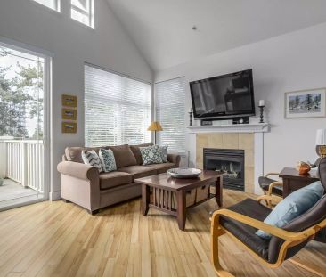 TOP FLOOR Living at Ocean Bay Villas White Rock/2 Bedroom/2 Bathroo... - Photo 4