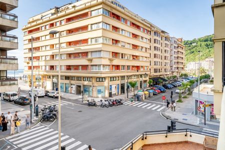 Alquiler de piso en Via Gran, 8 - Photo 5