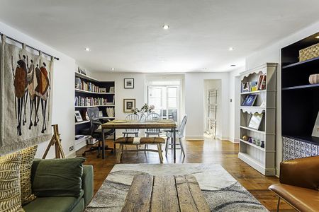 3 bedroom flat to rent - Photo 3