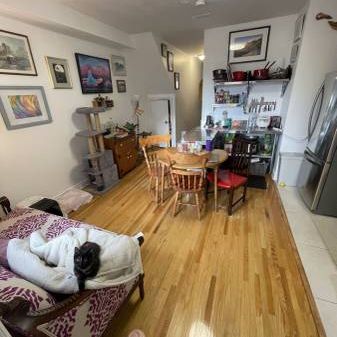 2 Bed / 1 Bath in Junction Triangle - Photo 1