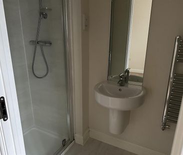 2 bedroom terraced house to rent - Photo 6