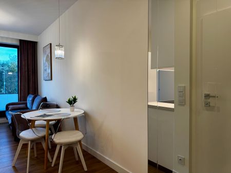 Mieszkanie do wynajęcia - Warszawa, Aleja „Solidarności” - Zdjęcie 3