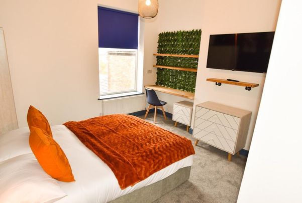 1 bedroom in a house share to rent - Photo 1