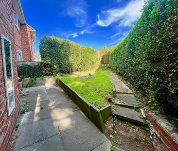 3 bedroom semi-detached house to rent - Photo 3