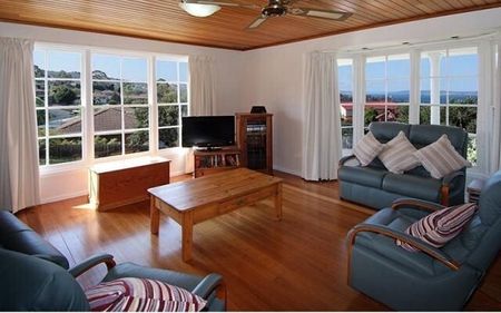 11 Amberley Court Blackmans Bay TAS 7052 Australia - Photo 4