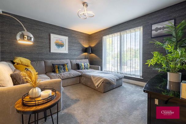 6 Glen Road, Cultra, Holywood, BT18 0HB - Photo 1