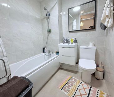 2 bedroom terraced house to rent - Photo 5