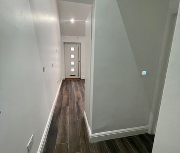 1 Bed Maisonette, Warham Road, CR2 - Photo 1