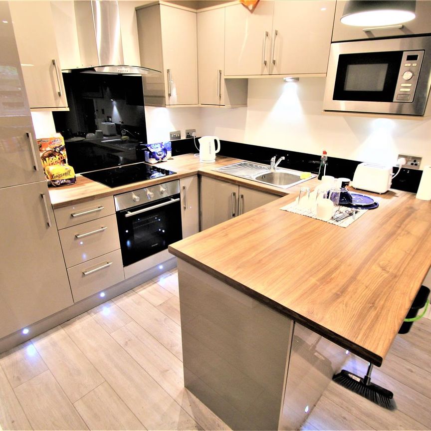 Hartisca Residence, Hartwell Road, Hyde Park, LS6 1RY, Leeds - Photo 1