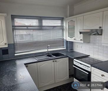 3 bedroom terraced house to rent - Photo 4
