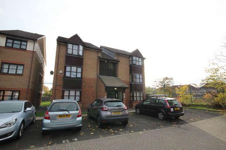 Conifer Way, Wembley, Middlesex, HA0 - Photo 3