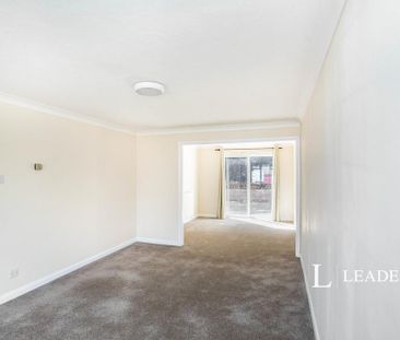 4 bedroom semi-detached house to rent - Photo 1