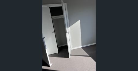 Beautiful Family Home in Wyndham Vale - 21 Hubbard Street - Photo 2