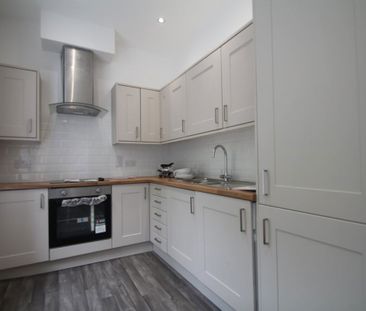 Flat Garland Place, Dundee - Photo 3
