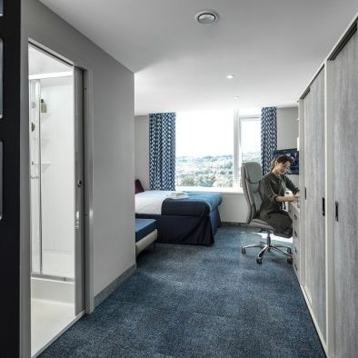 Study Inn - Walnut Gardens - Exeter - Photo 1