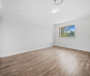 Perfectly Located Townhouse - Photo 4