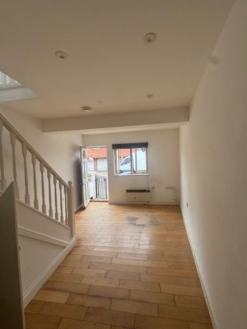Studio Flat, Brunswick Avenue, N11 - Photo 4