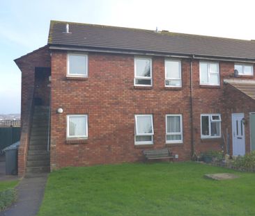 1 bed Studio Apartment - To Let - Photo 6