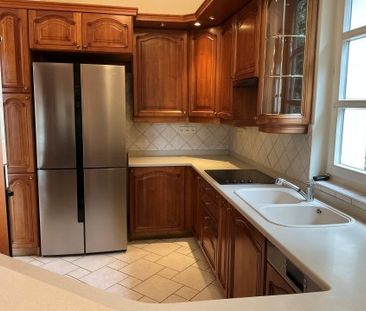 Deres utca - Fotó 3