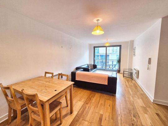 2 bedroom apartment to rent - Photo 1