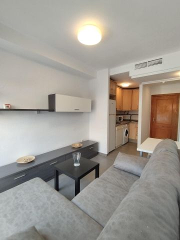 Apartamento de alquiler en El Ranero - Photo 2