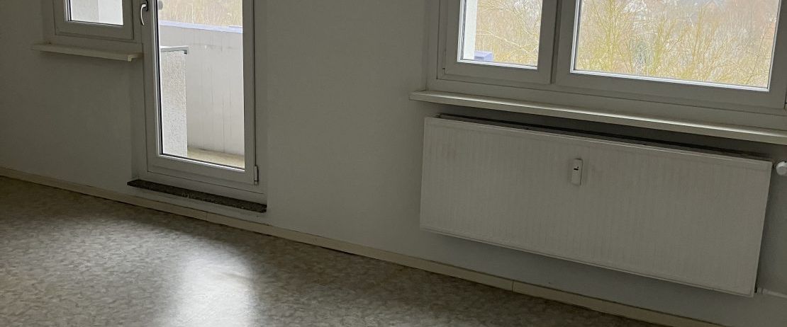 Teilsanierte Wohnung zum fairen Preis - Foto 1