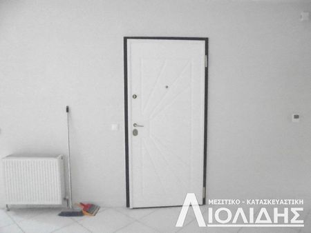 Διαμέρισμα για ενοικίαση Νέα Ελβετία (Χαριλάου) - Photo 3