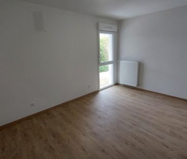 location Appartement T2 DE 43.9m² À SAINT EGREVE - Photo 3