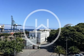 Lujoso apartamento de tres dormitorios en el centro de Santa Cruz de Tenerife