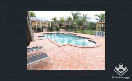 3-Bedroom Townhouse in Upper Coomera â Ideal Location, Resort-Style Living - Photo 4