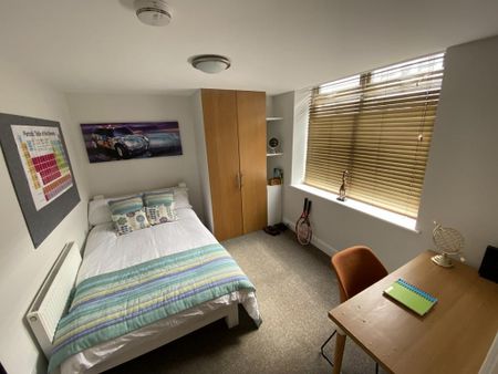 7 bedroom house to rent - Photo 2