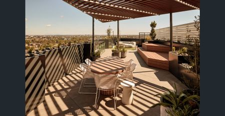 Pet-friendly 1 Bed 1 Bath Apartment in Fitzroy North - Photo 4