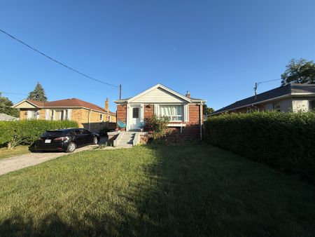 For Lease - 220 Ellington Drive Unit# Bsmt, Toronto, Ontario - Photo 5