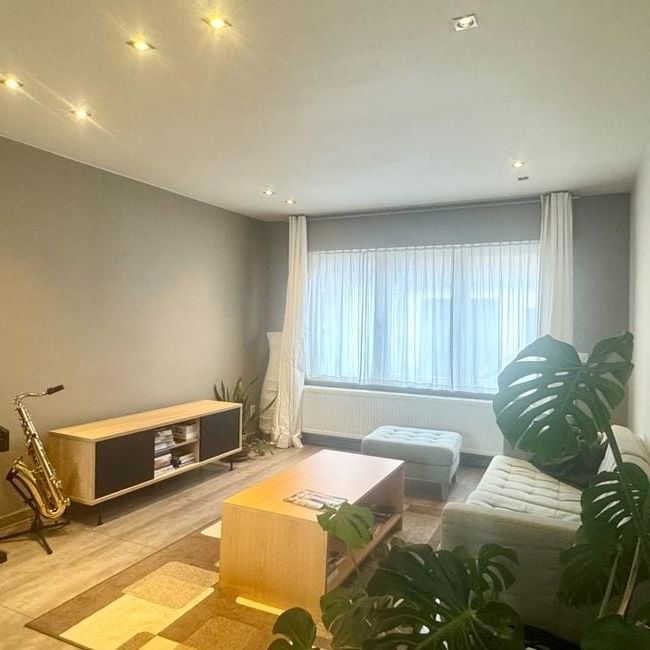 Woning te huur in Kortrijk voor € 1.100 met 4 slaapkamers - Photo 1