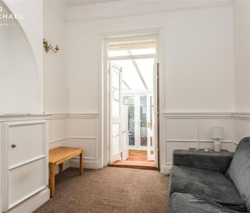 6 bedroom terraced house to rent - Photo 2