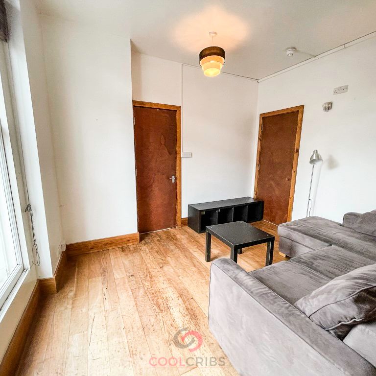 Caledonian Road, Kings Cross, N1 - Photo 1