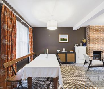 2 bedroom semi-detached house to rent - Photo 4