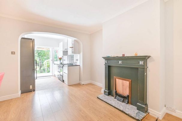 3 bedroom maisonette to rent - Photo 1