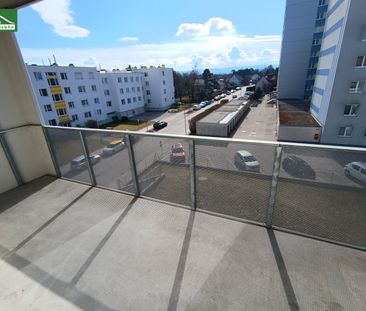 Lichtdurchflutete 3-Zimmer-Wohnung mit privater Außenfläche - Photo 3
